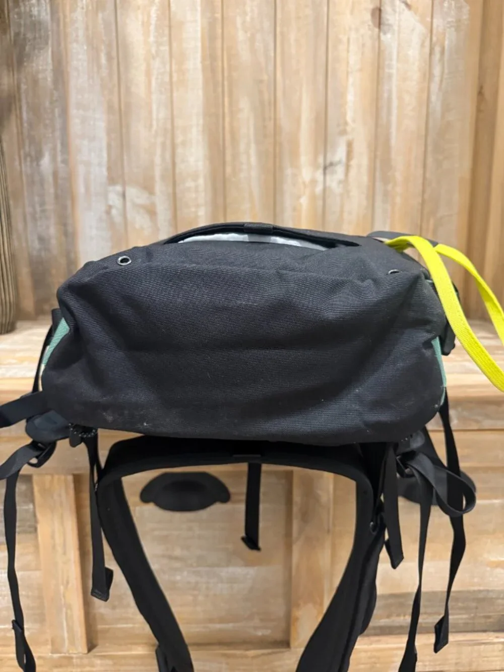Mountain Hardwear Powabunga 32L Backpack Unisex Outdoor Gorpcore Green NWT